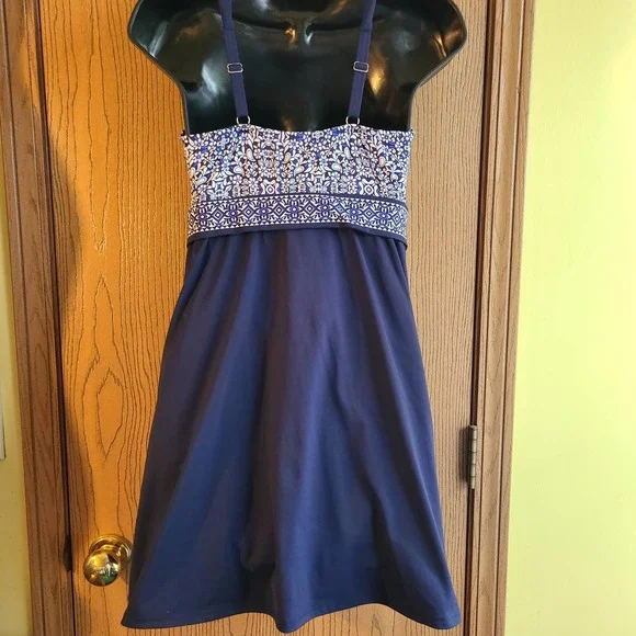 Lands End 2 Piece Tankini Blue and White Floral Size 8 - Picture 3 of 15